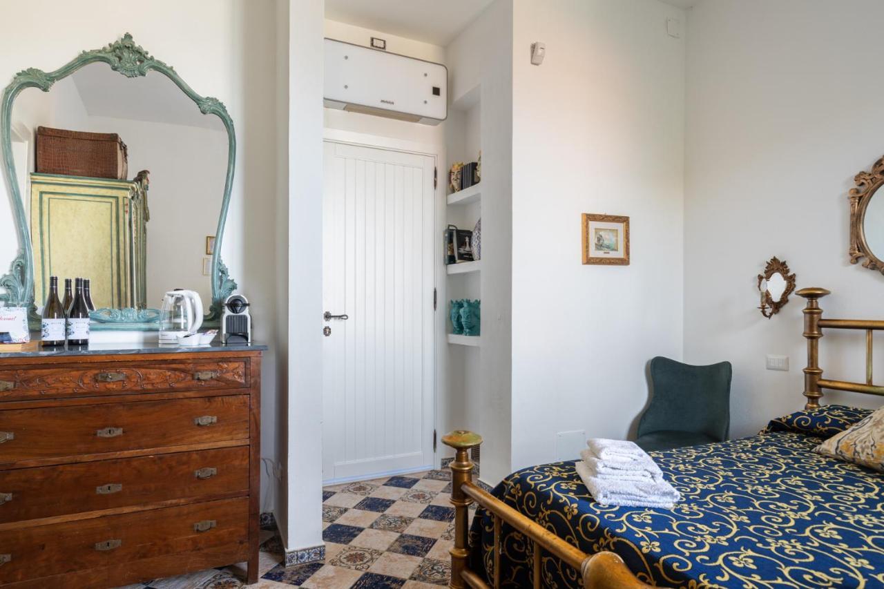 Vfh Villa Flavia Eco B&B - 50 Metri Dal Mare Santa Flavia Εξωτερικό φωτογραφία