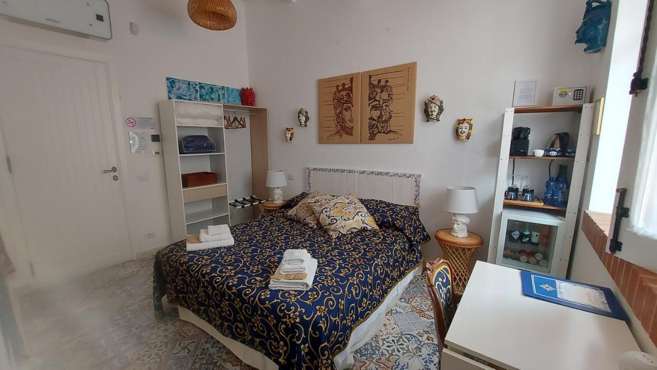 Vfh Villa Flavia Eco B&B - 50 Metri Dal Mare Santa Flavia Εξωτερικό φωτογραφία